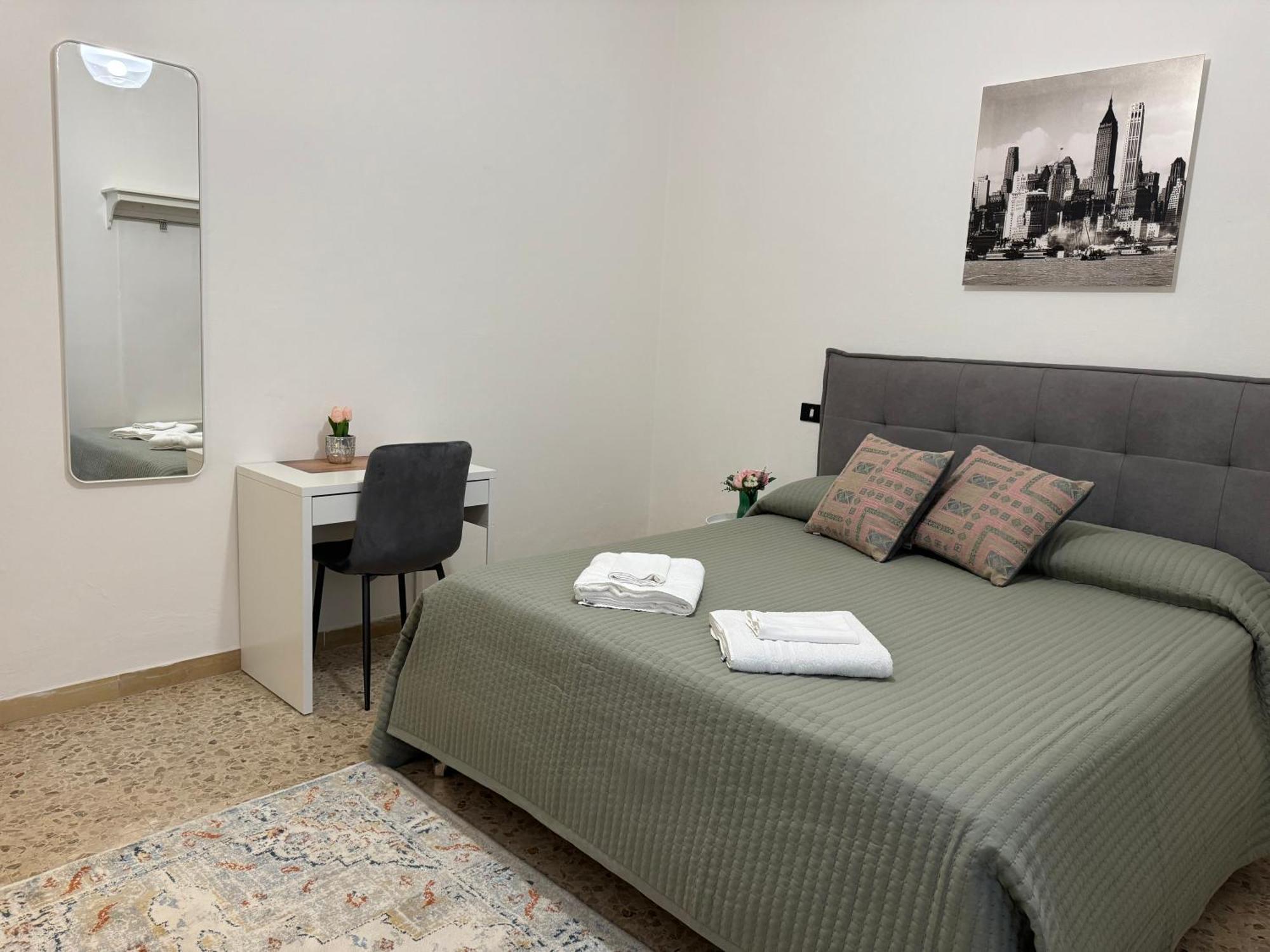 The Galaxy House Hotel Pisa Exterior photo